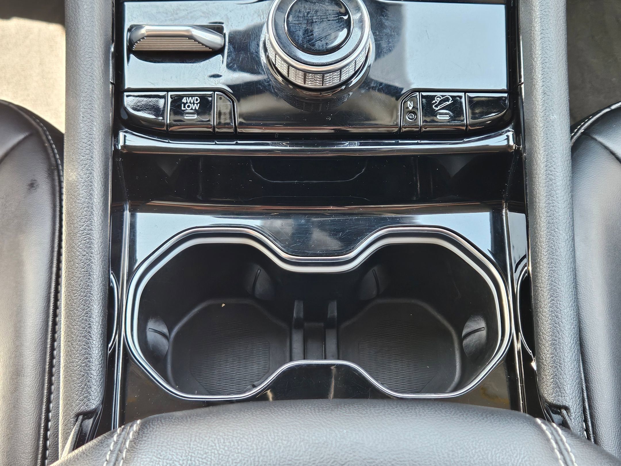 2023 Jeep Cherokee 4xe photo 11