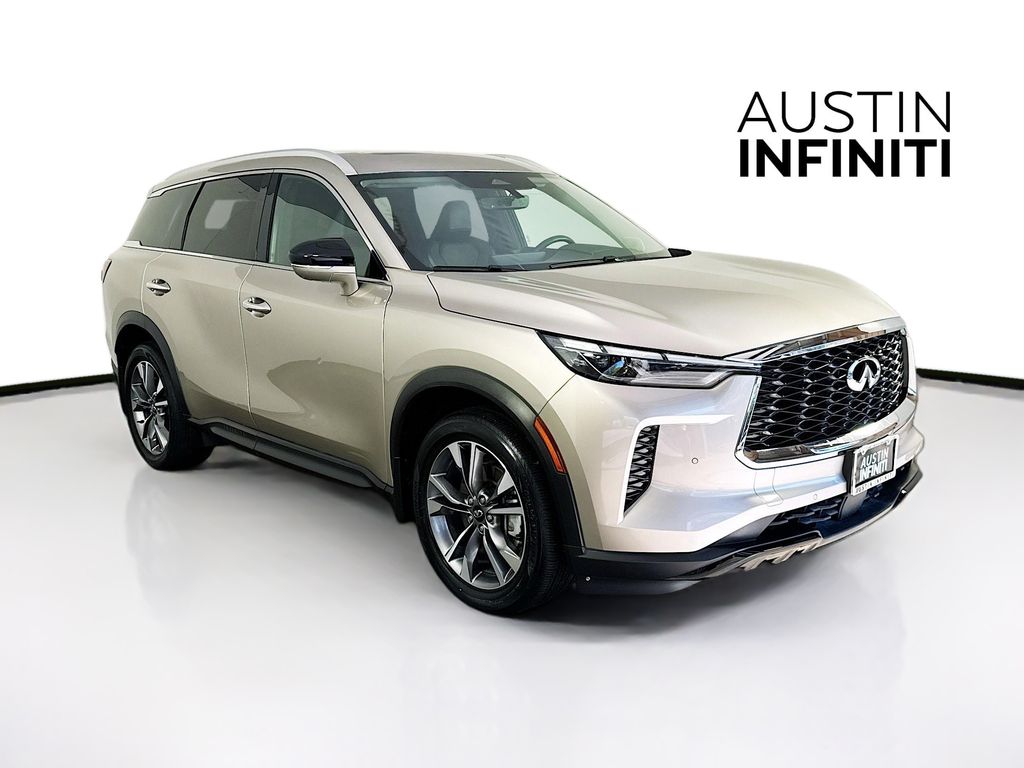2023 INFINITI QX60 LUXE's photo