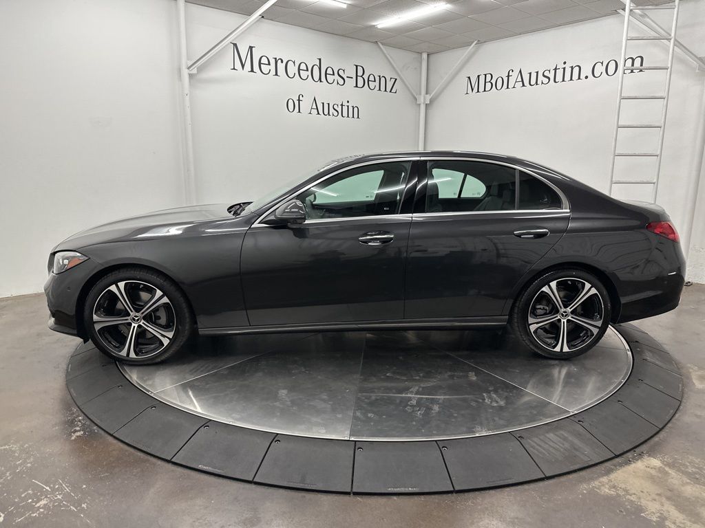 2025 Mercedes Benz C 300 photo 4