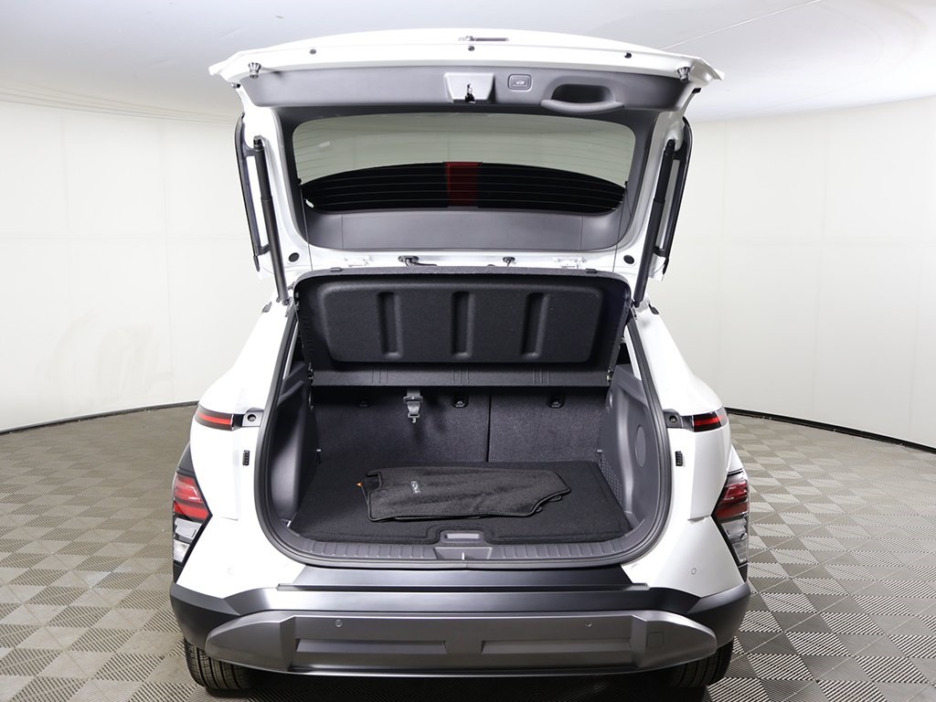 2024 Hyundai Kona Limited photo 14