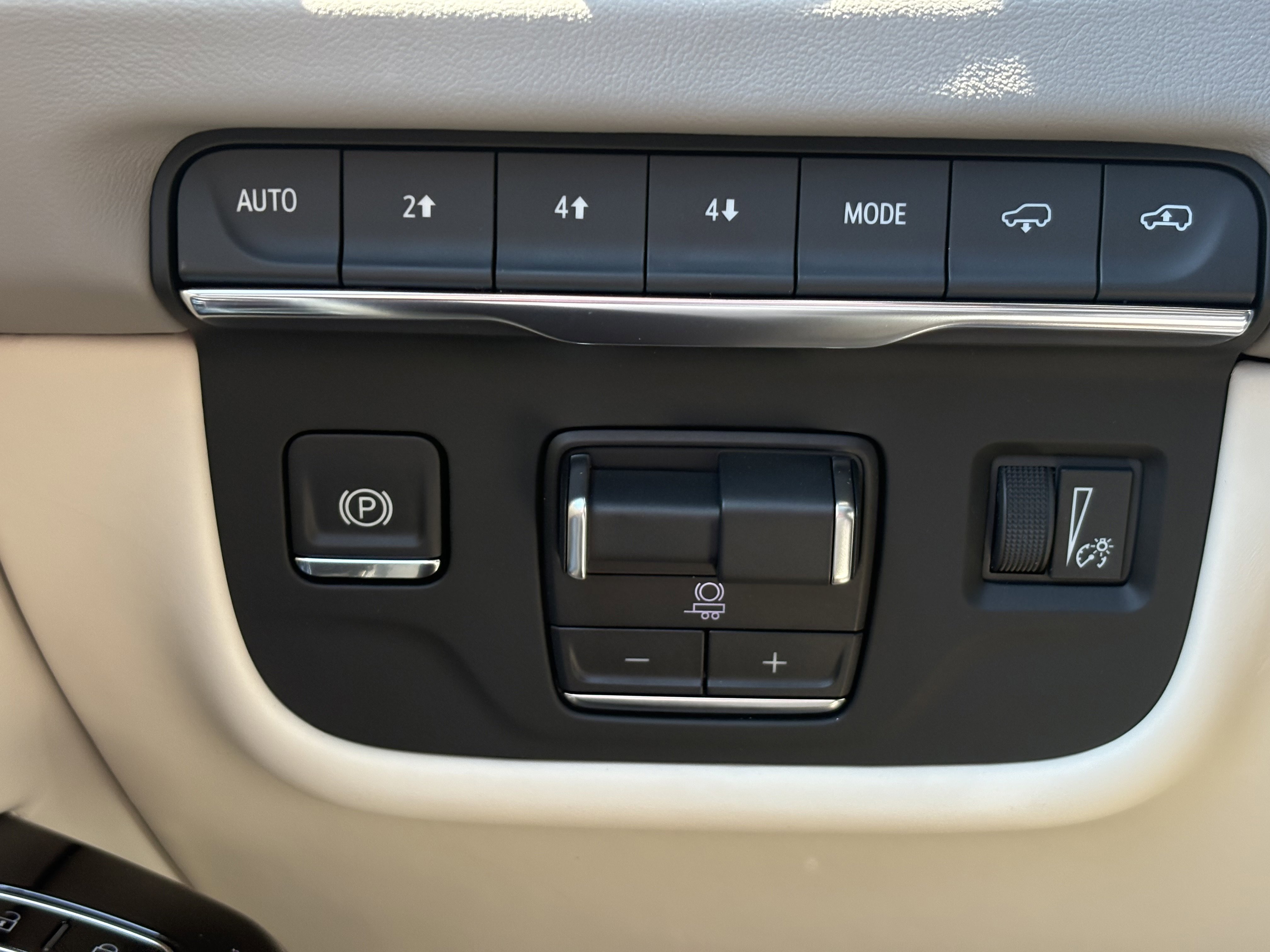 2025 Cadillac Escalade Sport Platinum photo 13