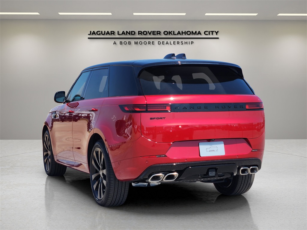 2025 Land Rover Range Rover Sport SE photo 3