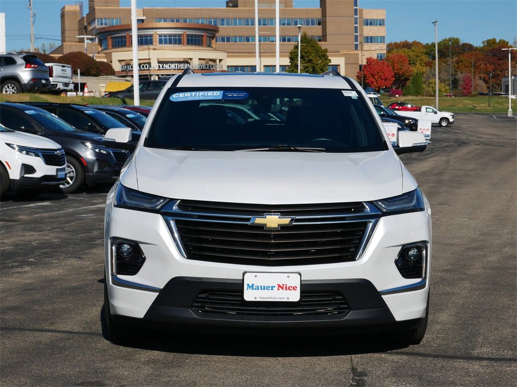 2023 Chevrolet Traverse High Country photo 2