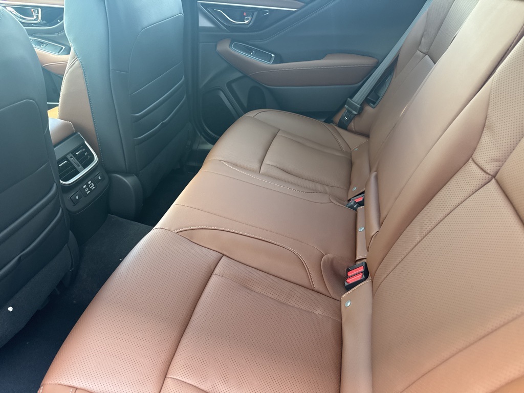 2025 Subaru Outback Touring XT photo 18