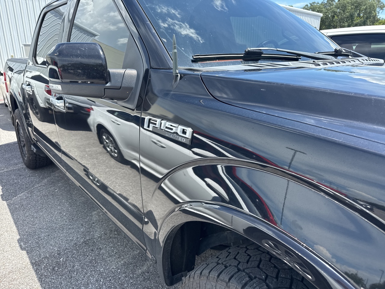 2019 Ford F-150 Limited photo 4