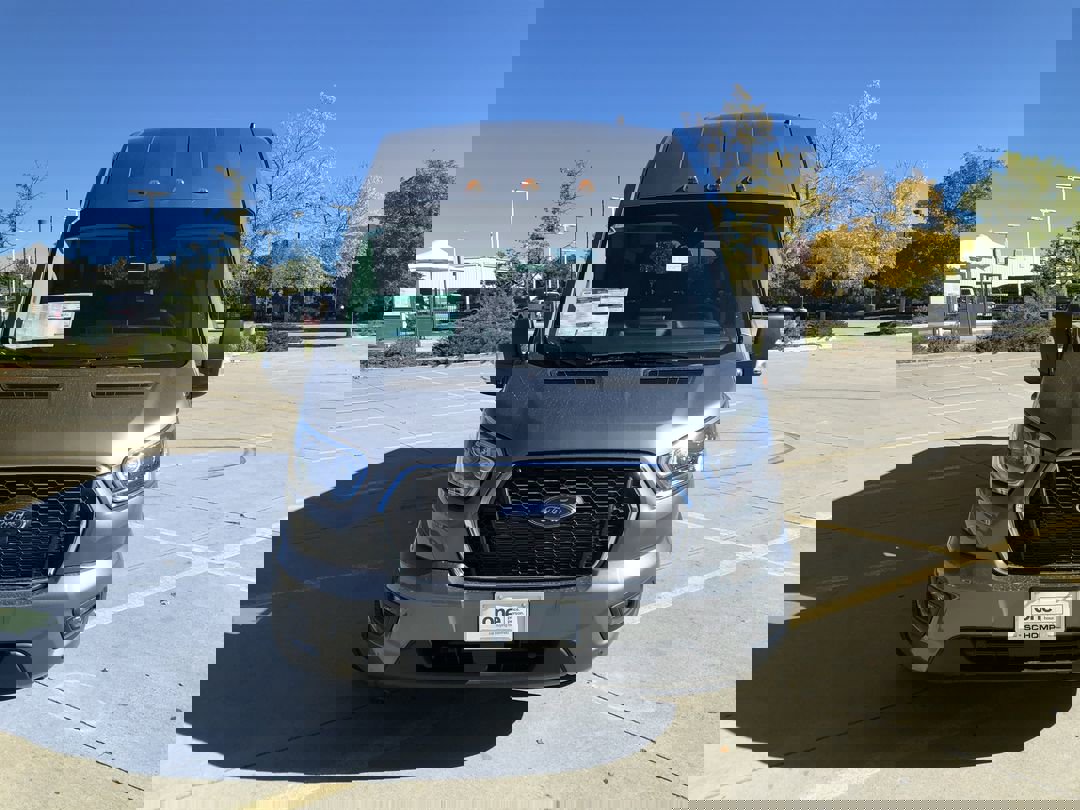 2025 Ford Transit Passenger XLT photo 2