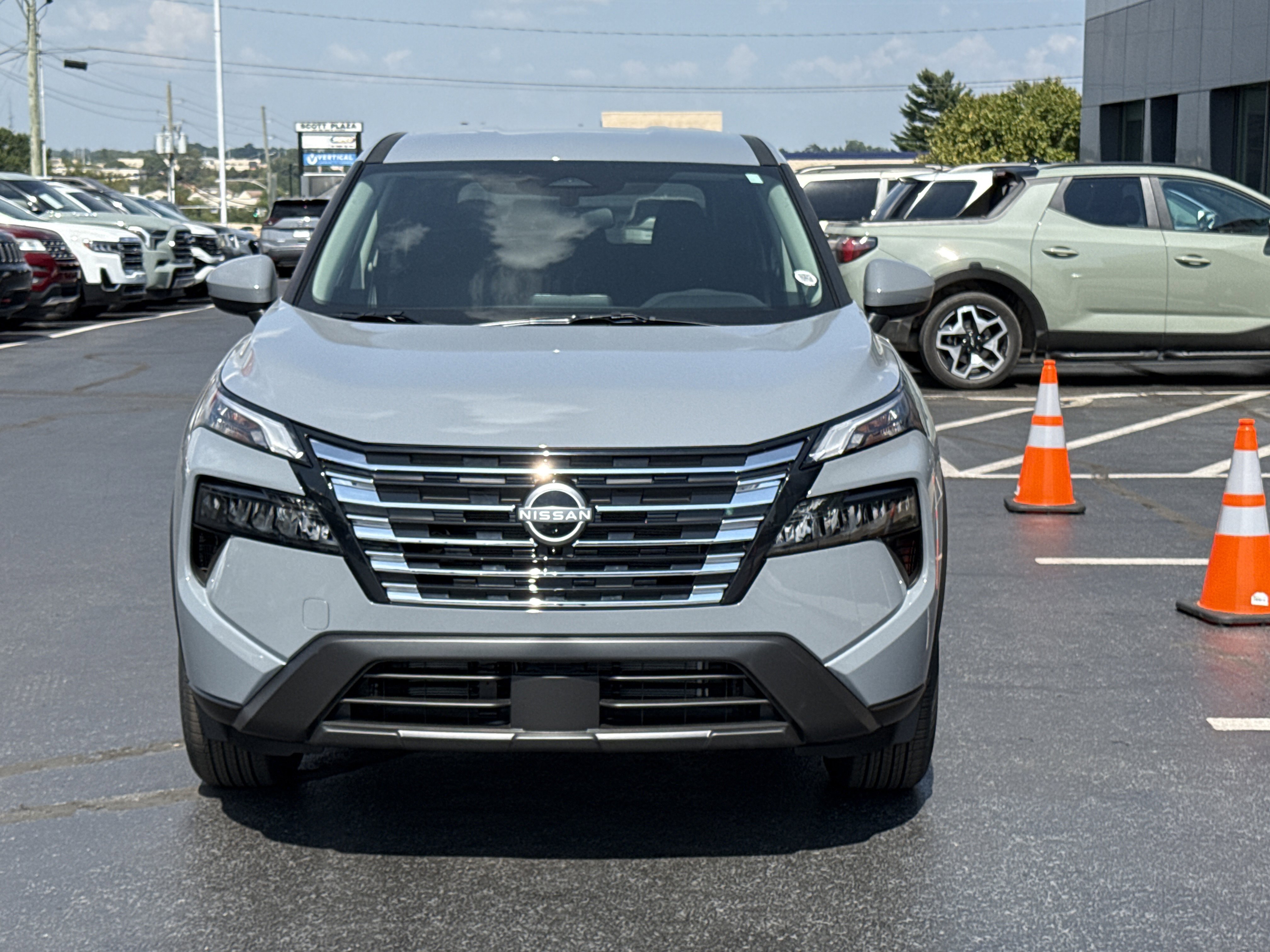 2026 Nissan Rogue SV photo 3