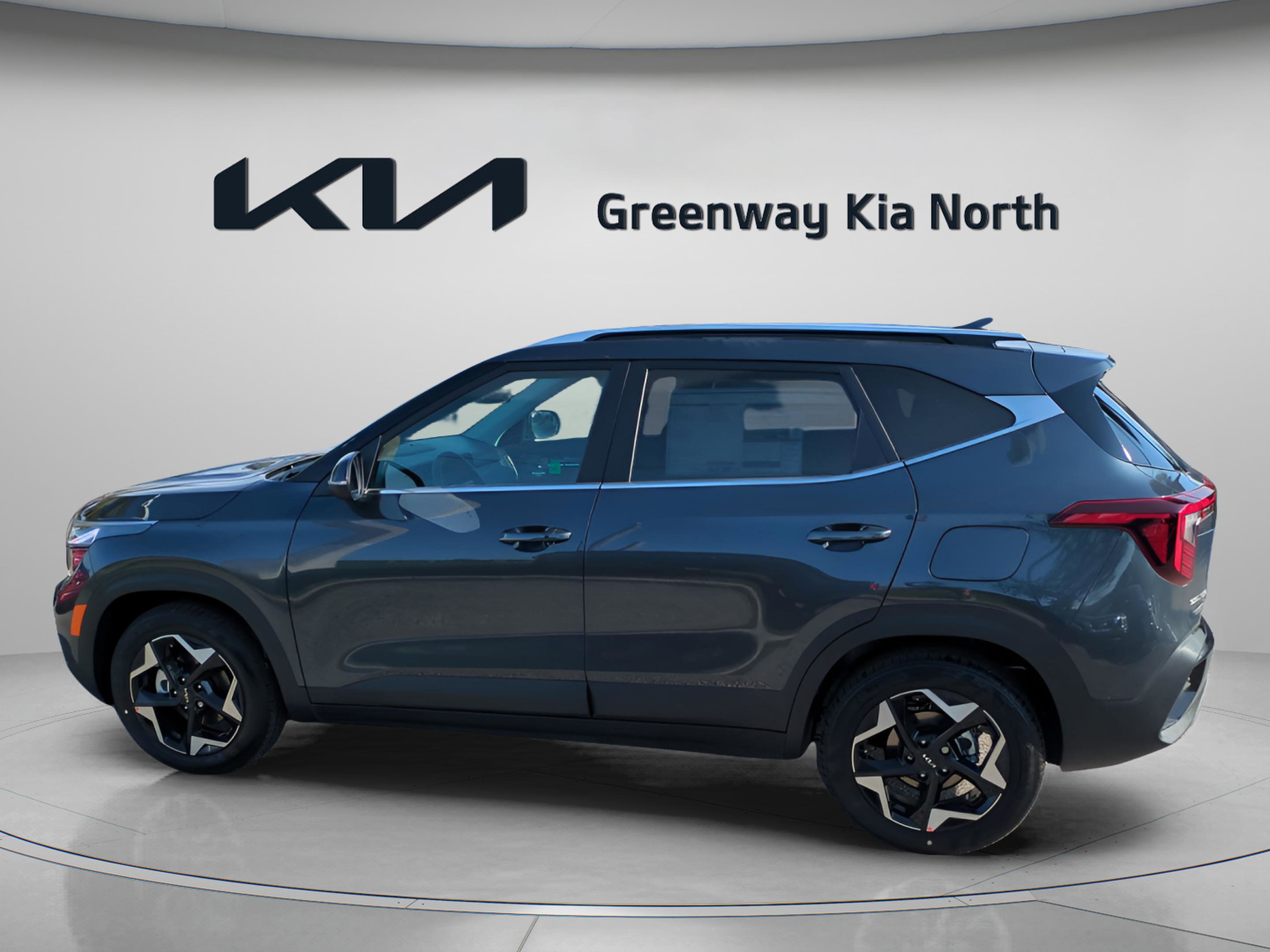 2026 Kia Seltos EX photo 3