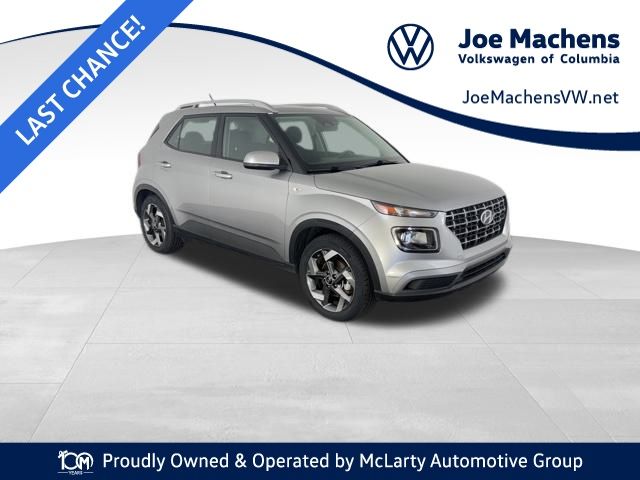 2024 Hyundai Venue SEL's photo