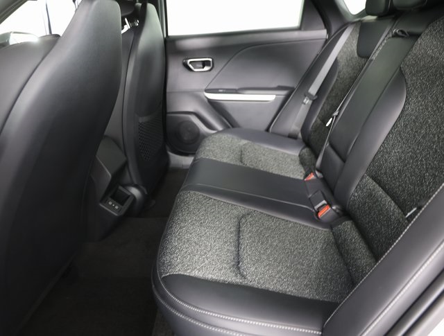 2025 Kia K4 GT-Line photo 8