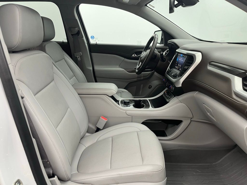 2023 Gmc Acadia SLT photo 33