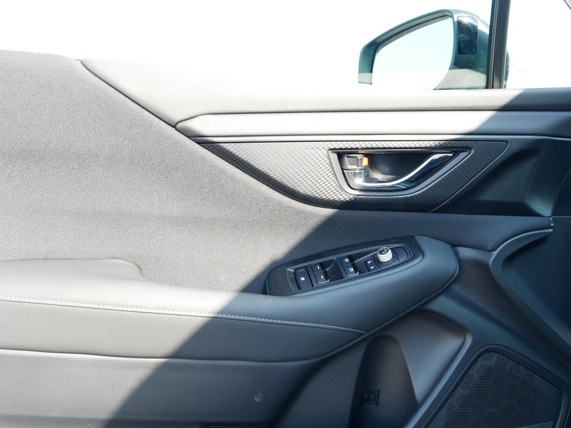 2025 Subaru Outback Premium photo 4