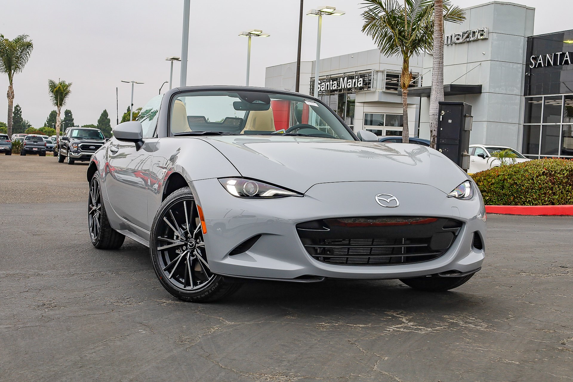 2025 Mazda MX-5 Miata Grand Touring's photo