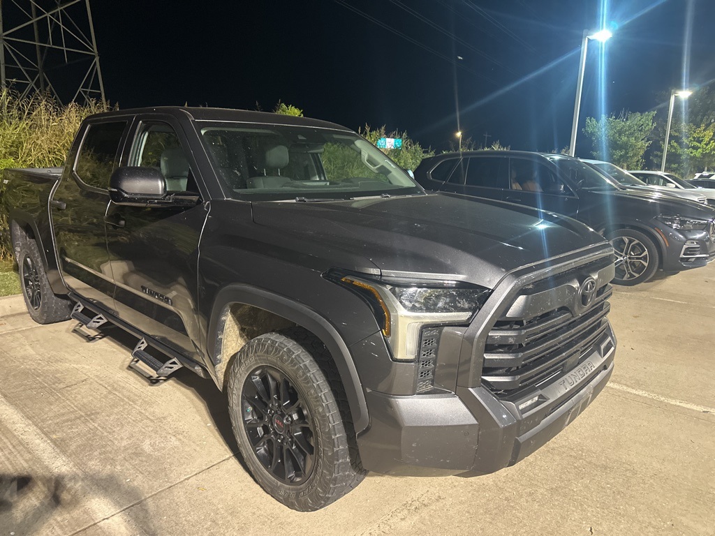 2023 Toyota Tundra SR5 photo 3