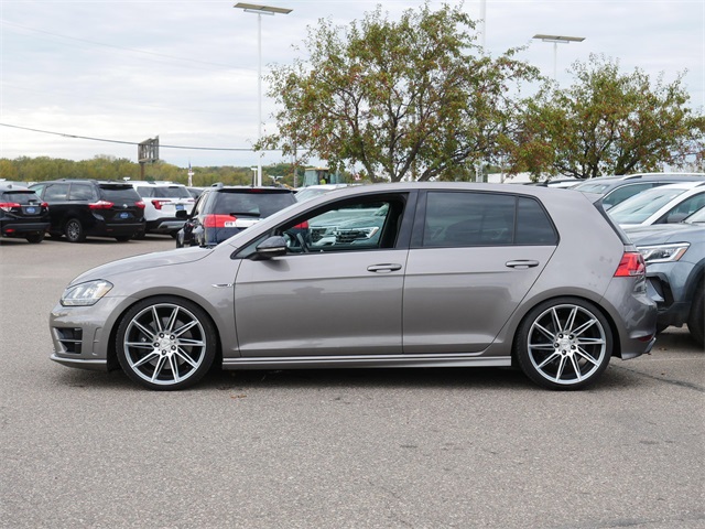 2015 Volkswagen Golf R photo 3