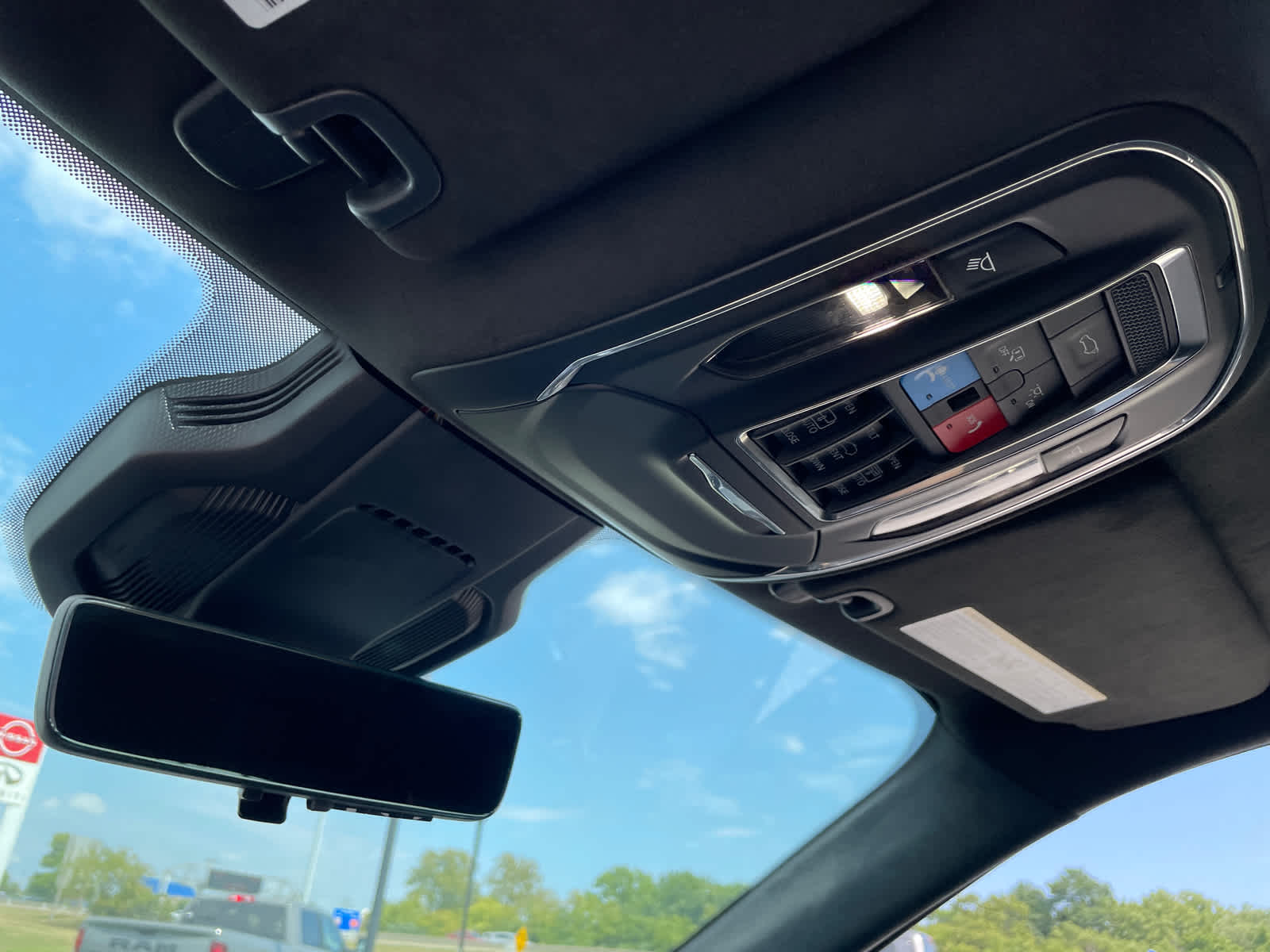 2025 Jeep Wagoneer S Launch Edition photo 27