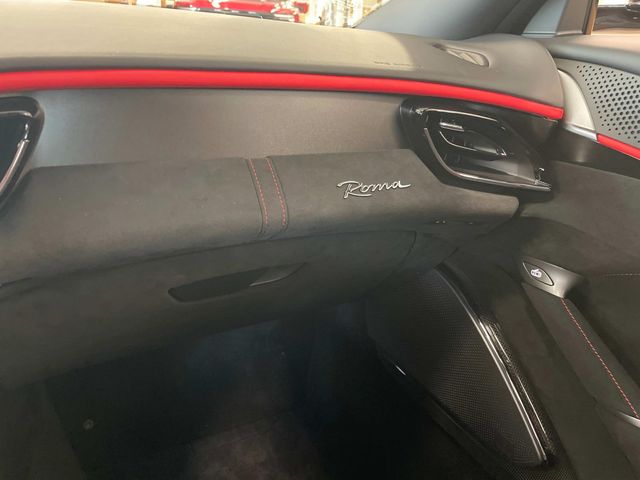 2024 Ferrari Roma Base photo 22