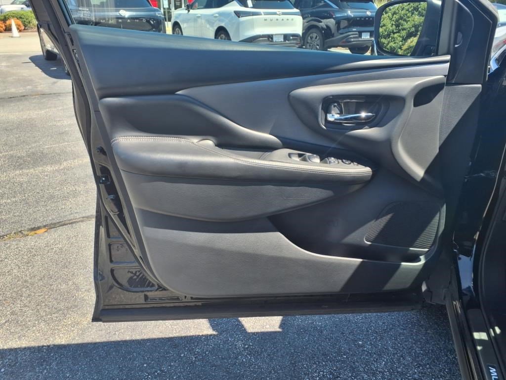 2022 Nissan Murano SV photo 10