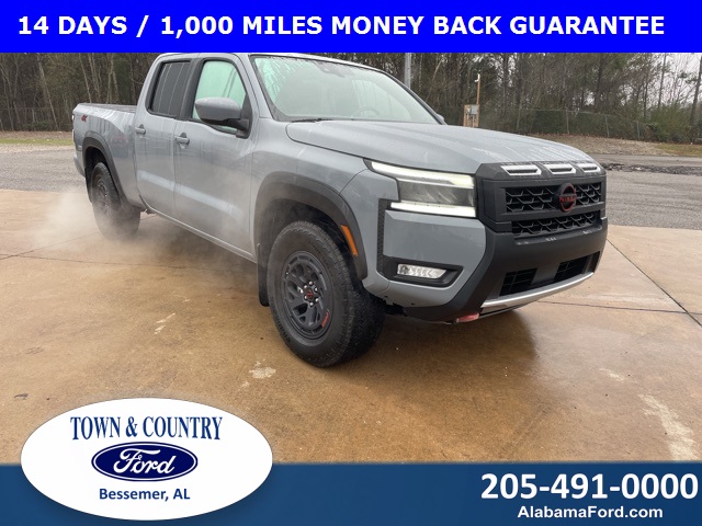 2025 Nissan Frontier PRO-4X's photo