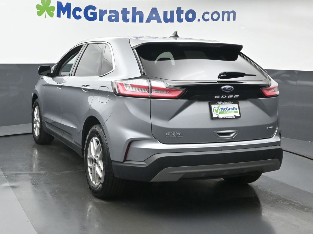 2024 Ford Edge SEL photo 17