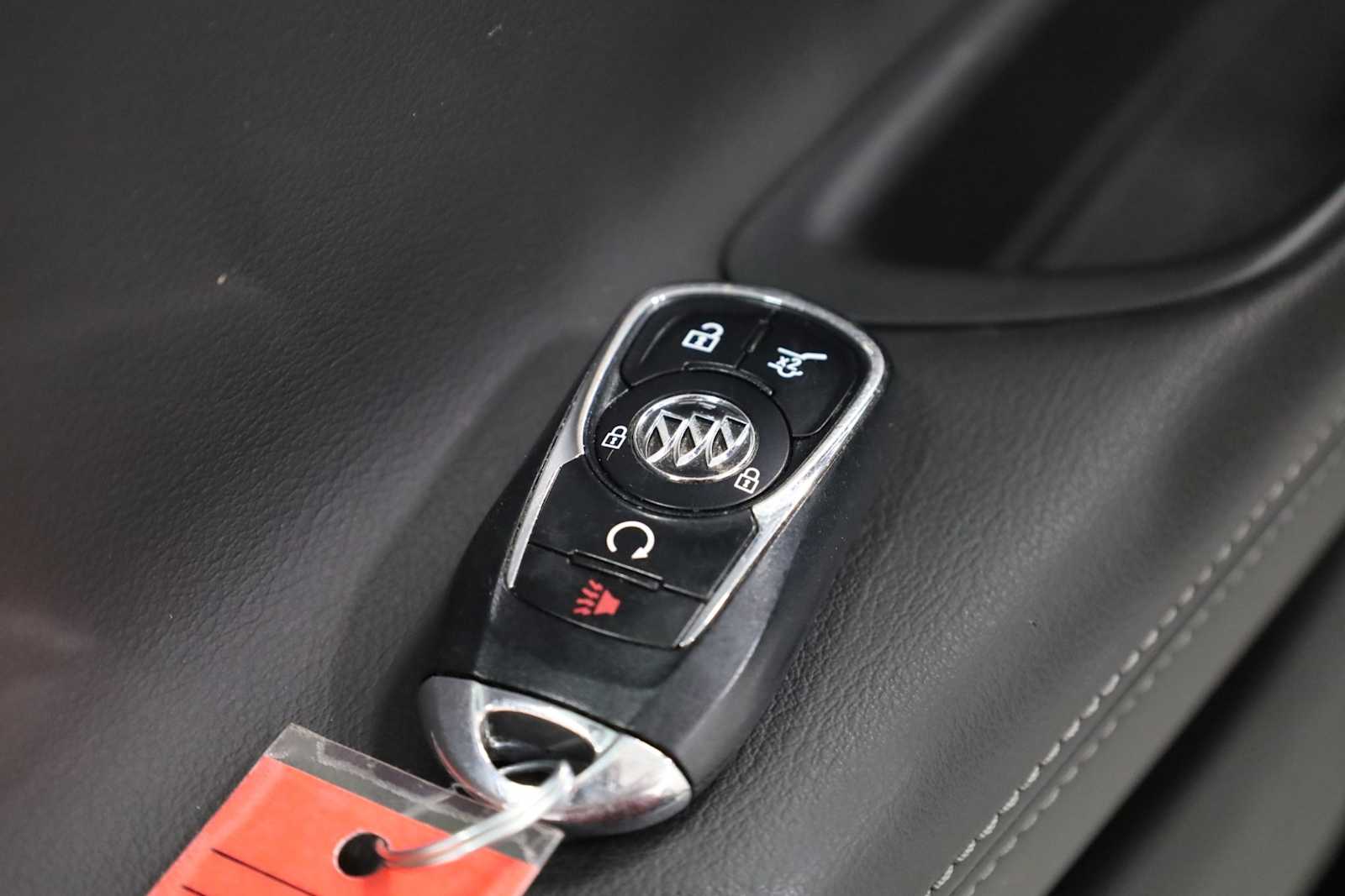 2019 Buick Envision Essence photo 32