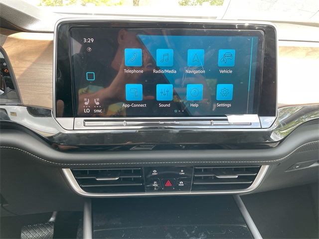 2025 Volkswagen Atlas SE Technology photo 41