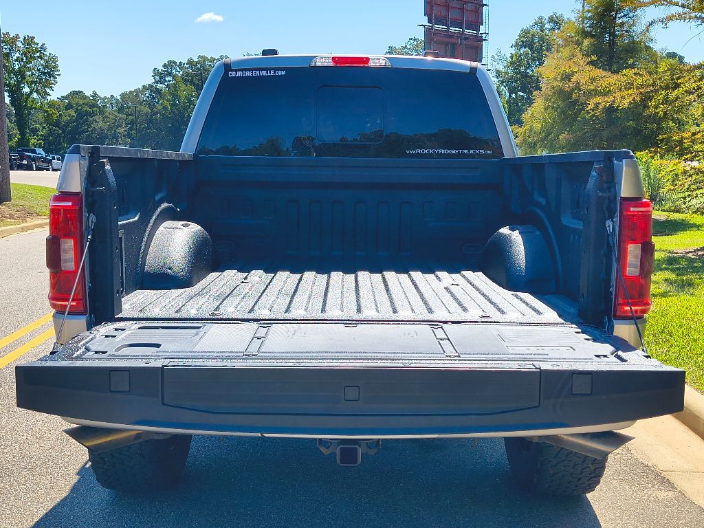 2022 Ford F-150 XLT photo 8