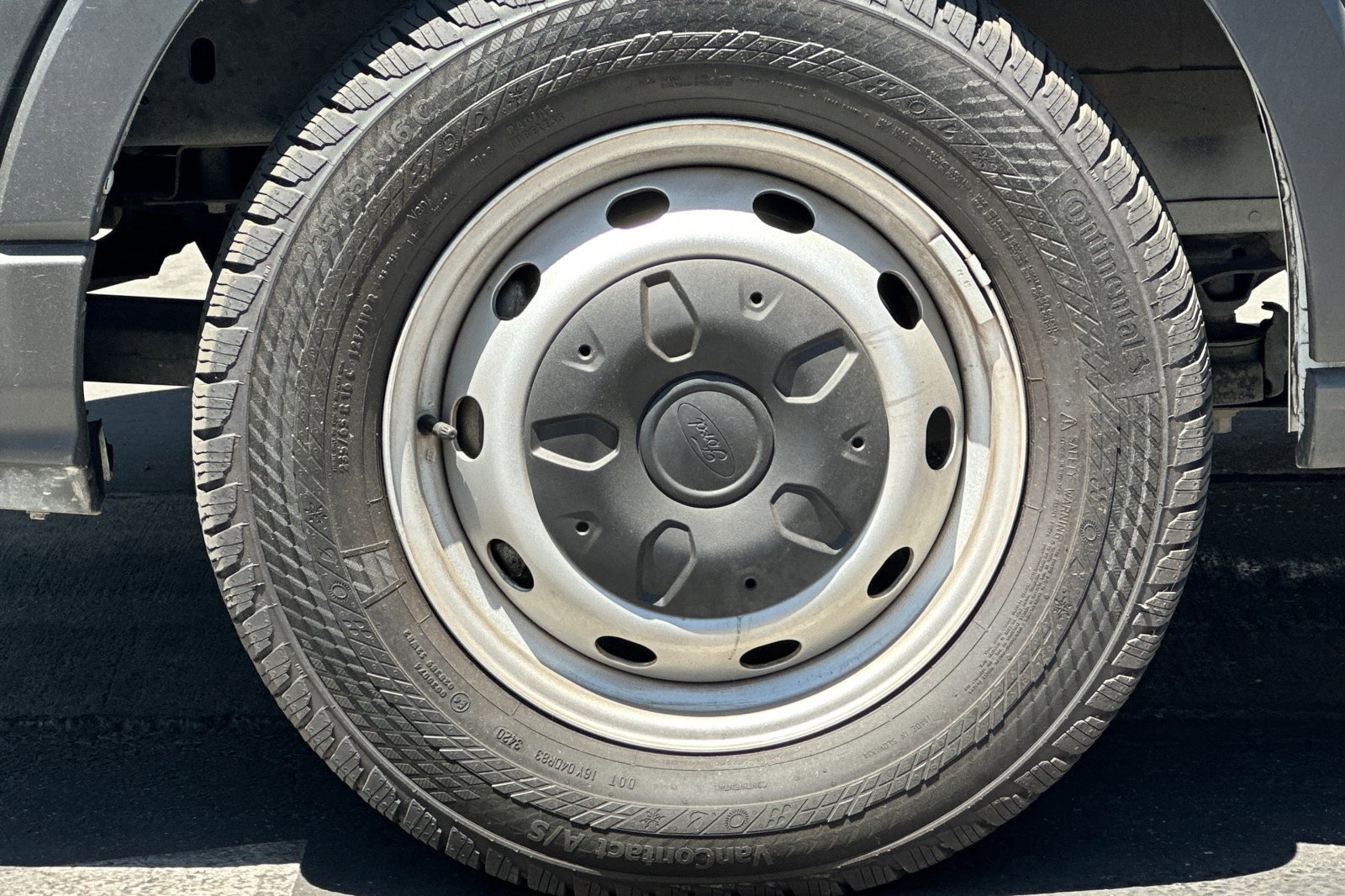 2020 Ford Transit photo 23