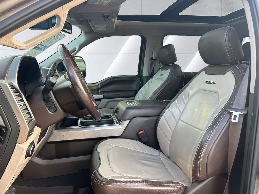 2019 Ford F-350 Limited photo 7