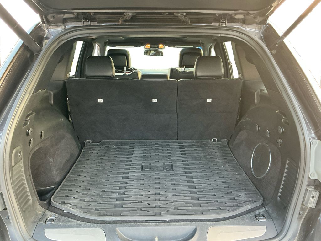 2015 Jeep Grand Cherokee Overland photo 20