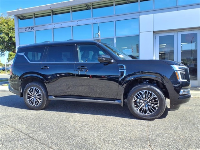 2026 Nissan Armada SL photo 4