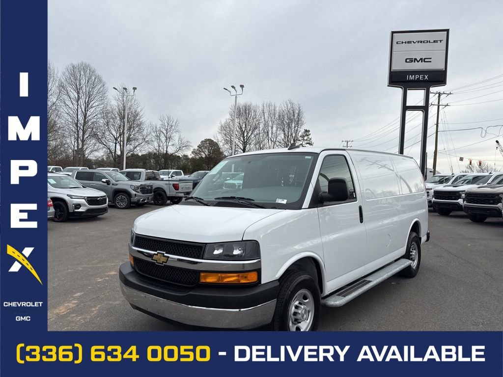 2024 Chevrolet Express Cargo Work Van's photo
