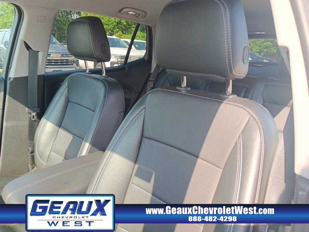2024 Gmc Terrain SLT photo 9