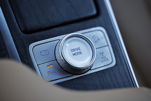 2024 Genesis GV80 3.5T Advanced photo 36