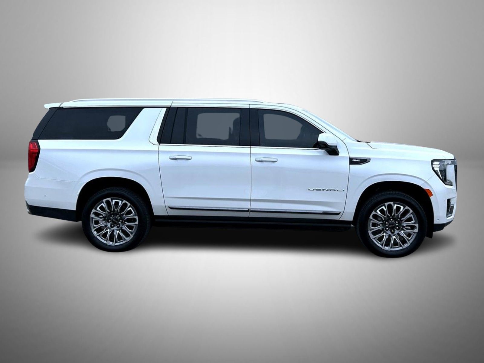 2024 Gmc Yukon XL Denali Ultimate photo 4