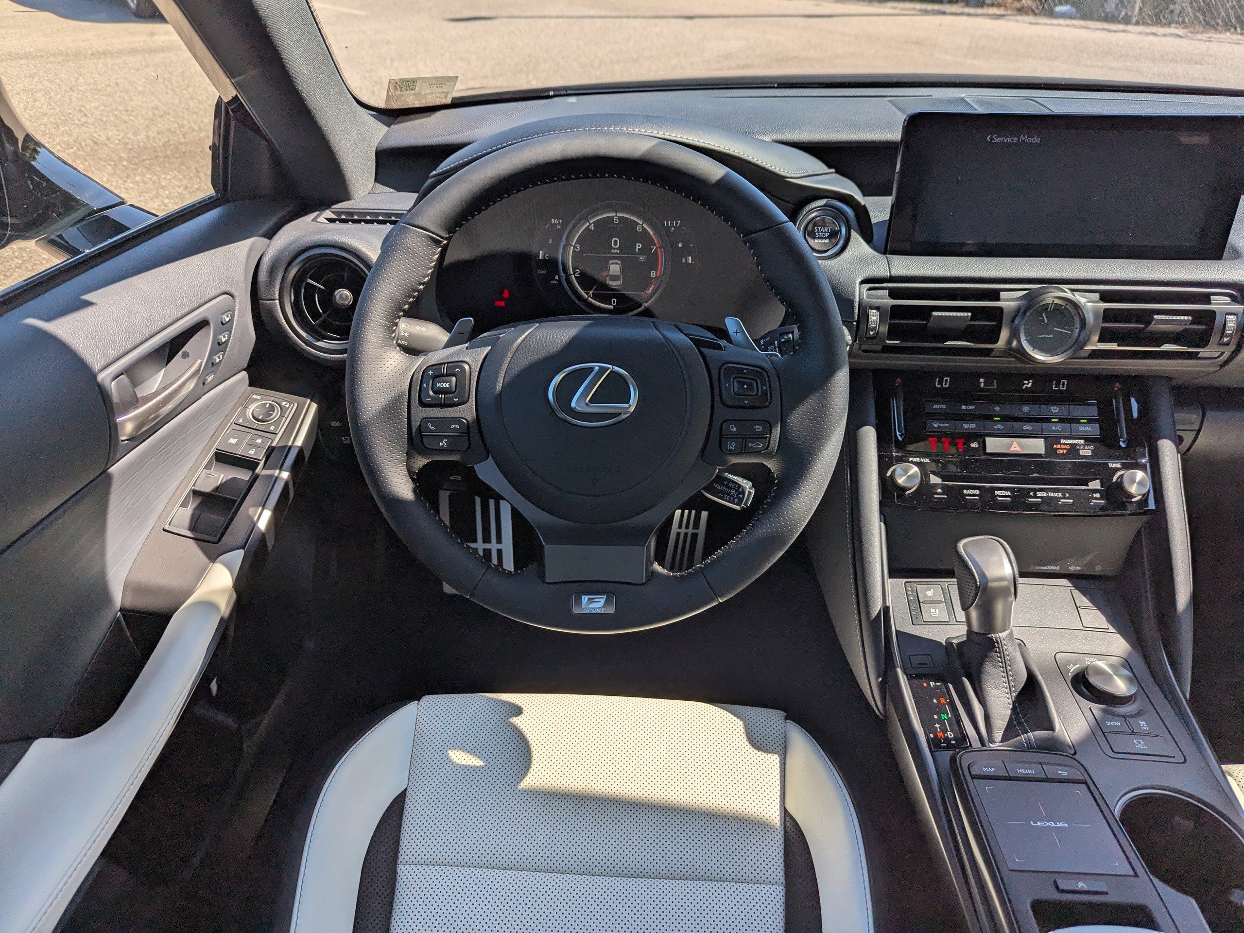 2025 Lexus IS 350 F SPORT photo 15