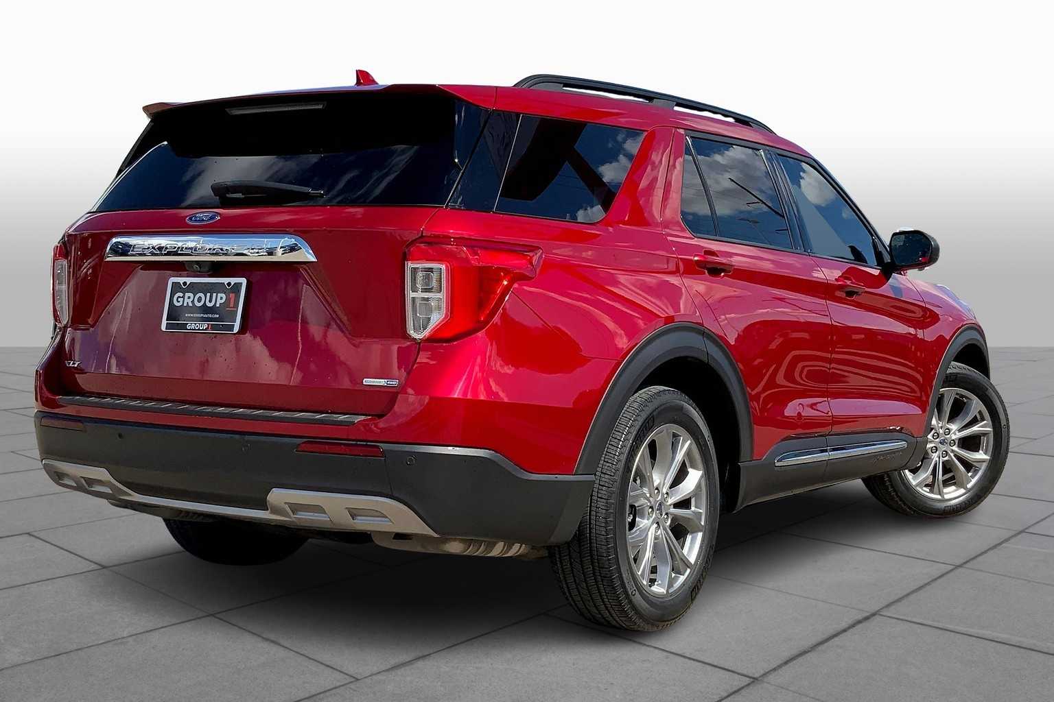 2020 Ford Explorer XLT photo 8