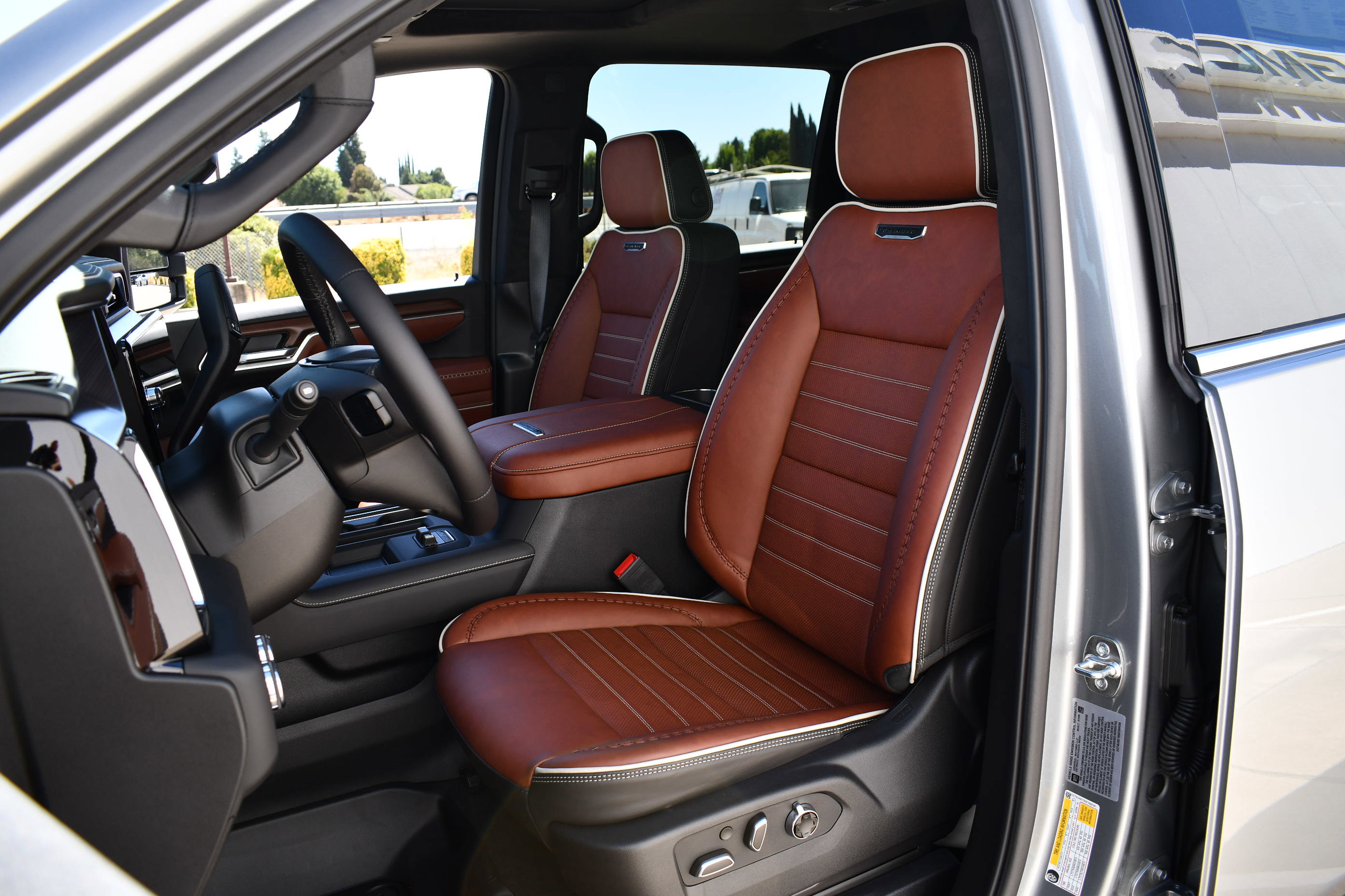2025 Gmc Sierra 2500 HD Denali Ultimate photo 27