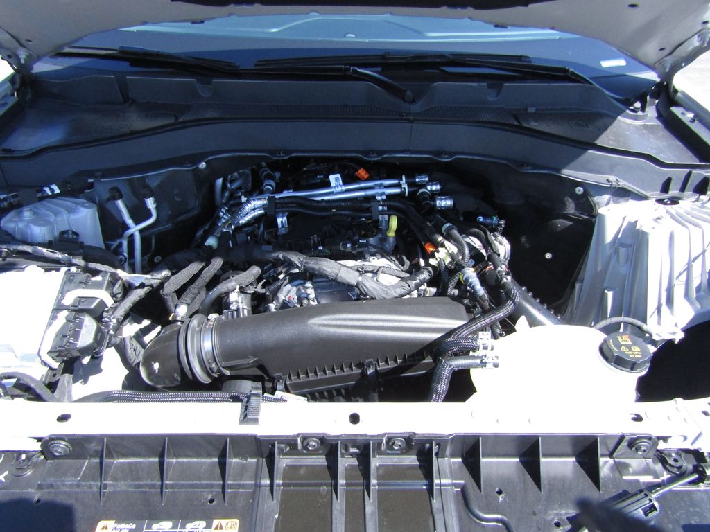 2025 Ford Explorer photo 27