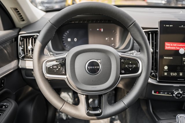 2026 Volvo XC90 photo 22