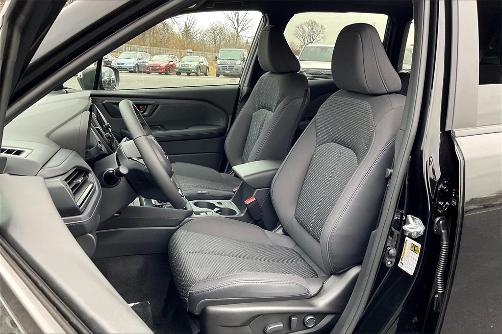 2025 Subaru Forester Premium Base photo 8
