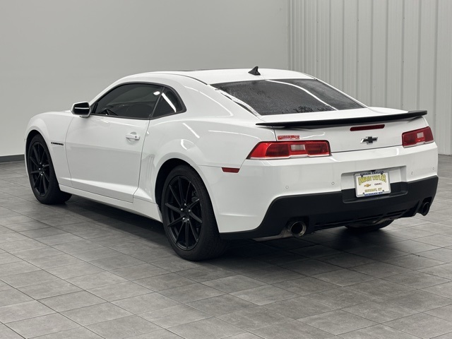 2015 Chevrolet Camaro 2LT photo 4
