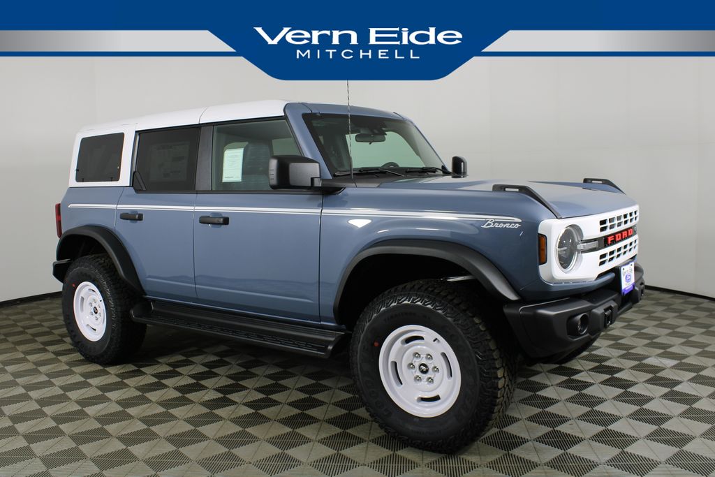 2025 Ford Bronco 4-Door Heritage Editon's photo