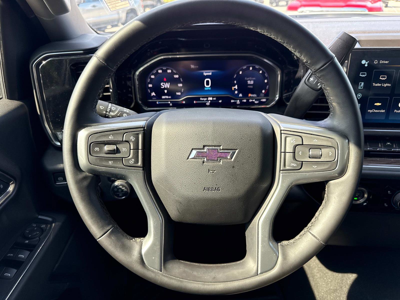 2024 Chevrolet Silverado 1500 RST photo 19