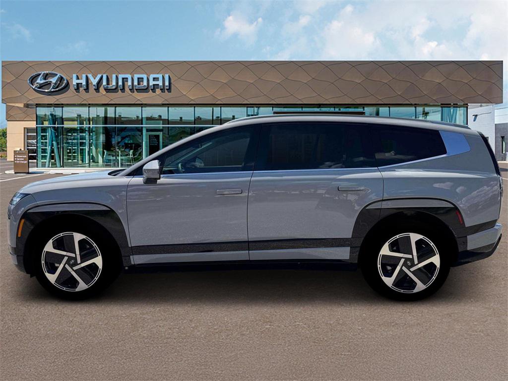 2026 Hyundai Ioniq Limited photo 3