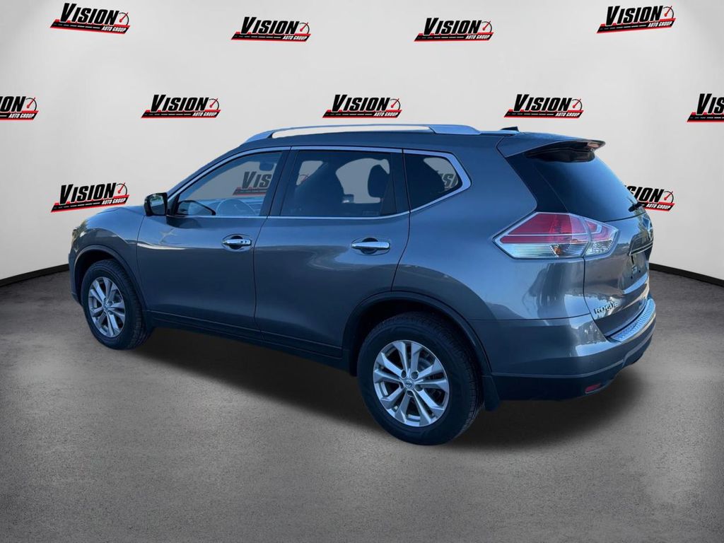 2016 Nissan Rogue SV photo 7