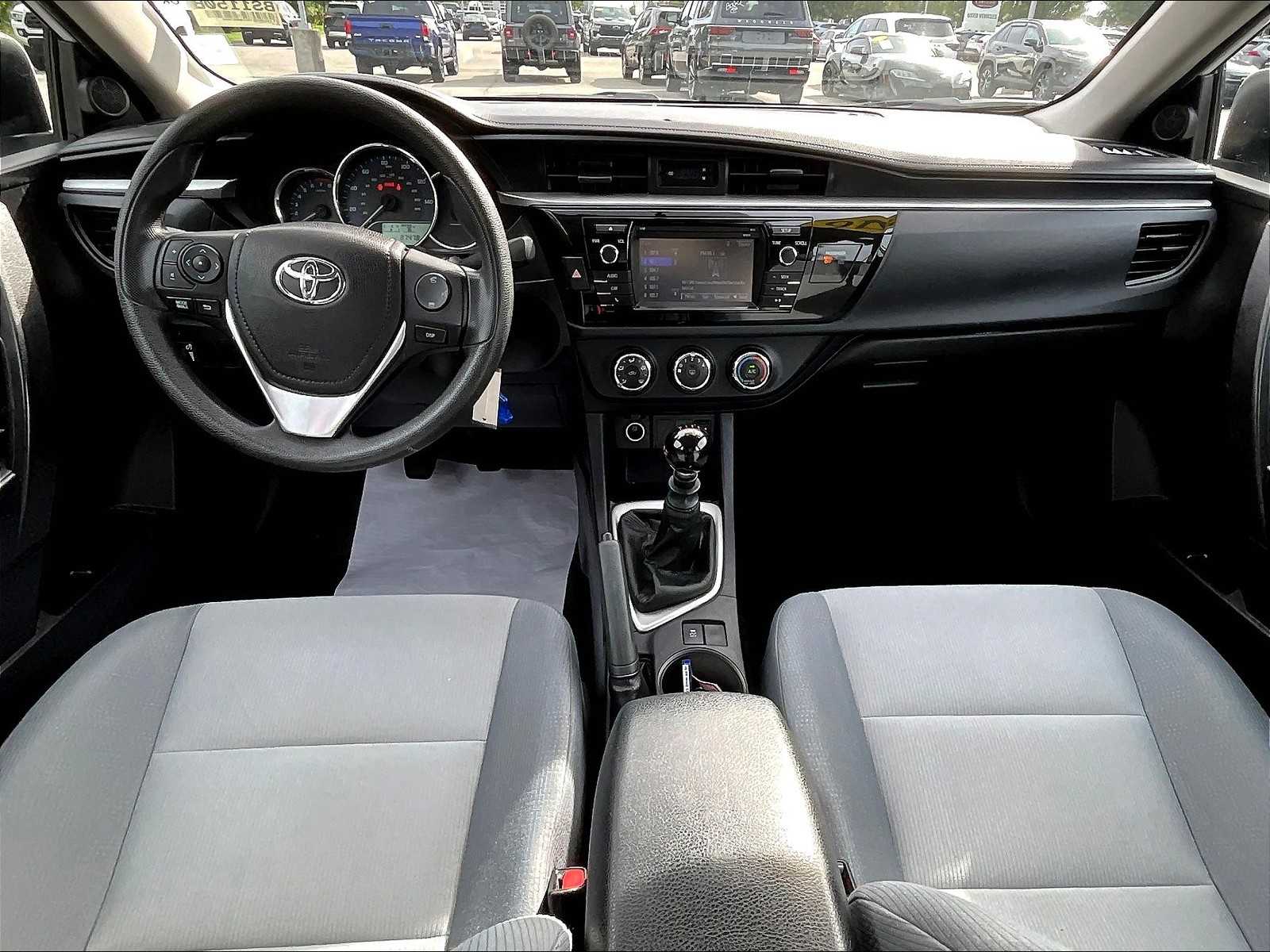 2016 Toyota Corolla L photo 20
