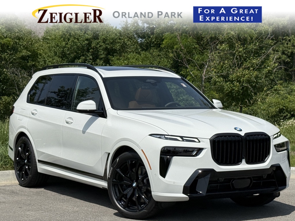 2026 BMW X7 40i's photo