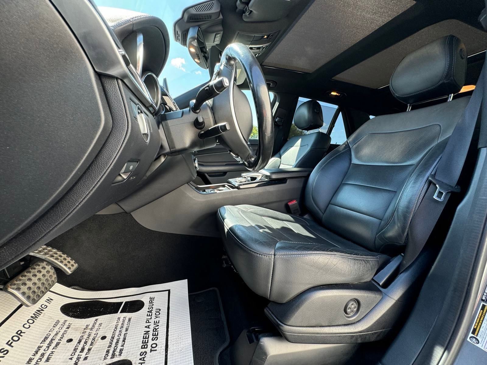 2017 Mercedes Benz GLE 43 AMG 4MATIC photo 3