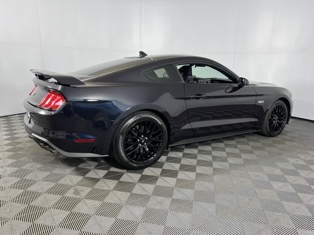 2022 Ford Mustang GT Premium photo 4